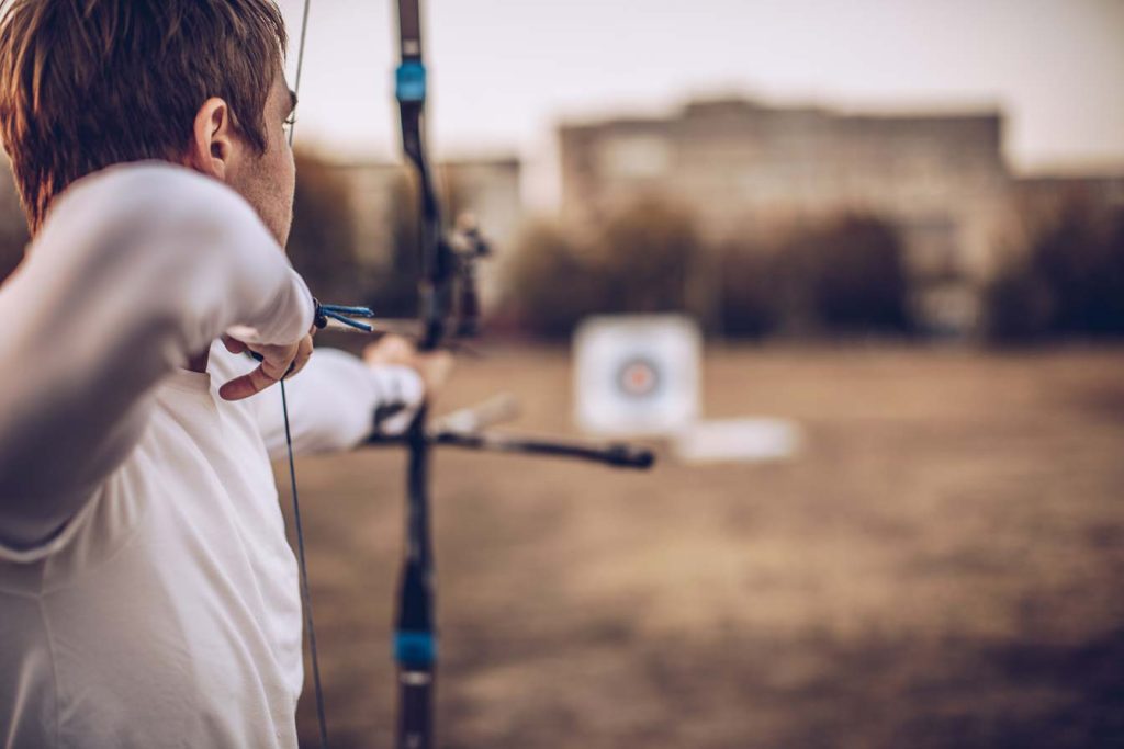 How to Aim a Bow and Arrow Archery Guide